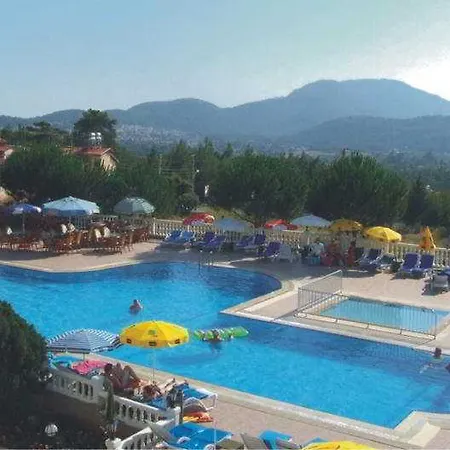 Leytur Hotel